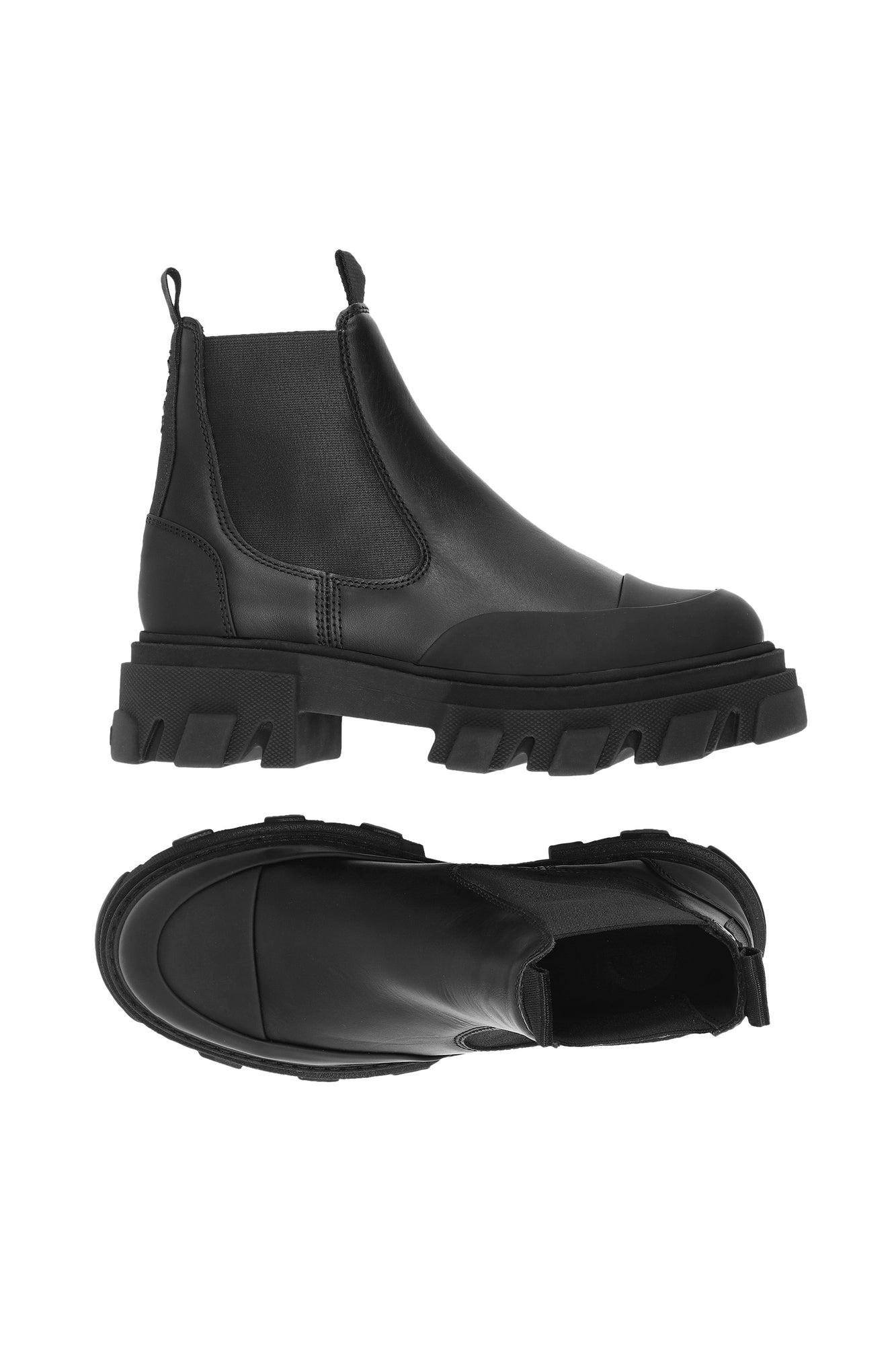 Low Chelsea Boots | Black