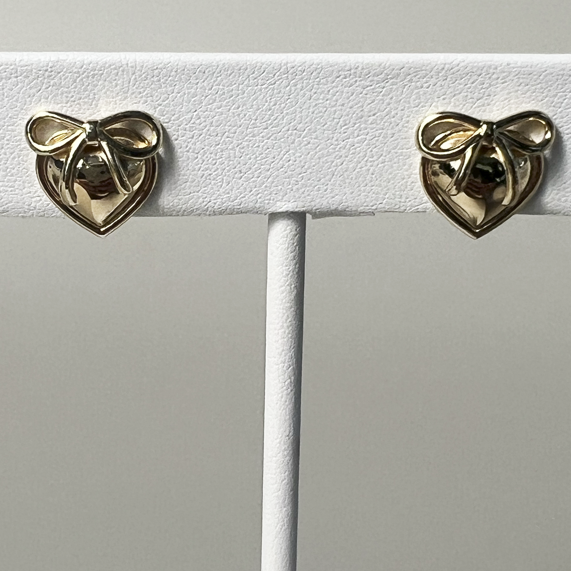 Heart Bow Studs | 10K Yellow Gold