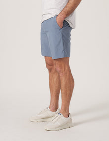 Men | Hybrid Short | Mineral Blue
