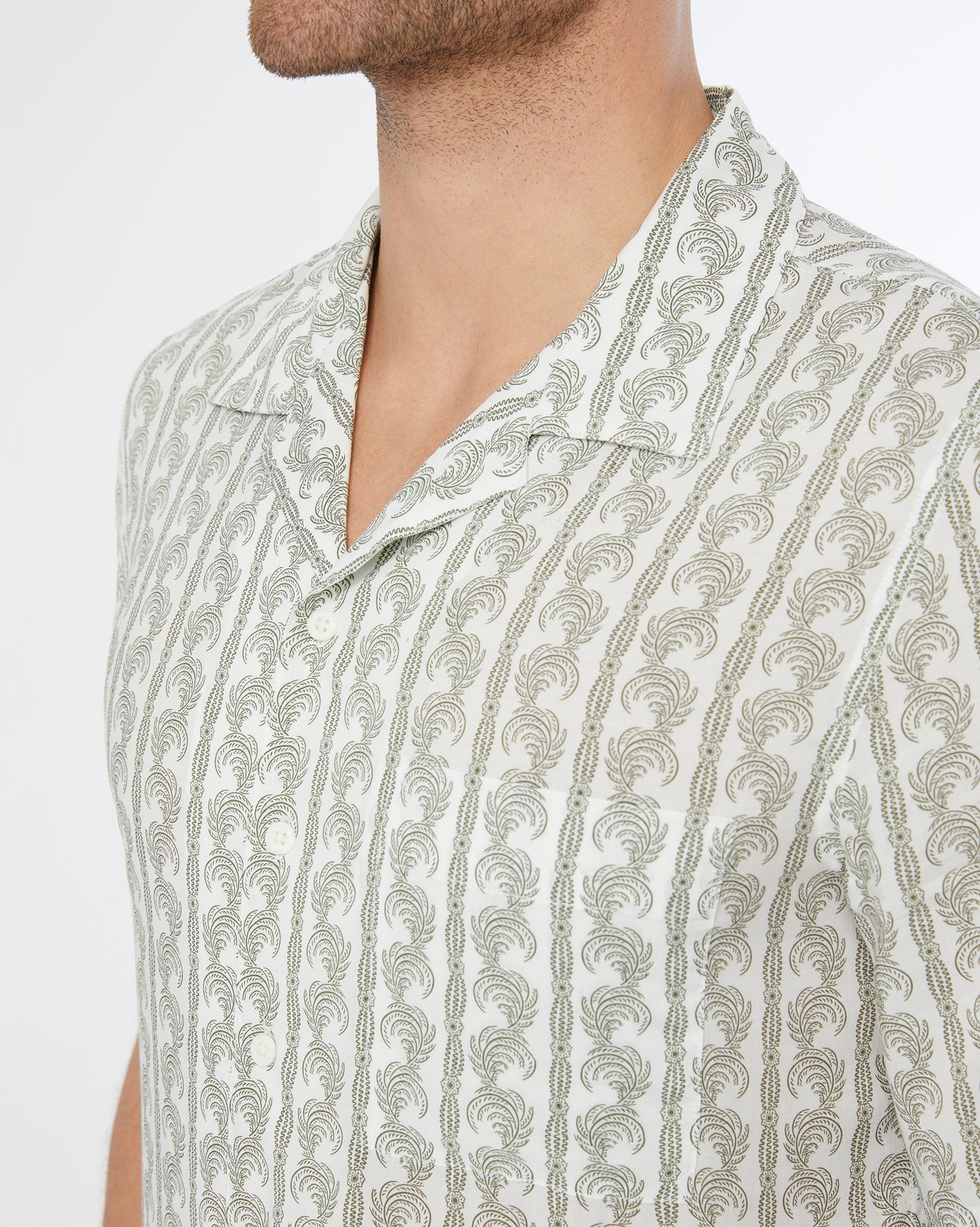 Mens | Viscose Vacation Shirt | Off White/Olive