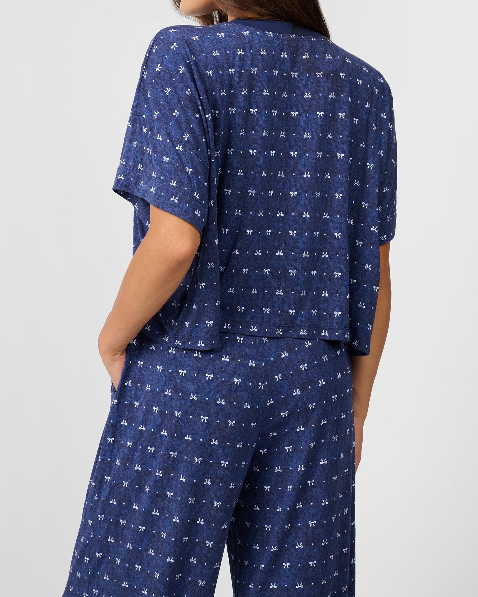 Cropped Sleep Tee | Medium Wash