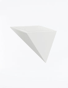 Pyramid Bracket | White