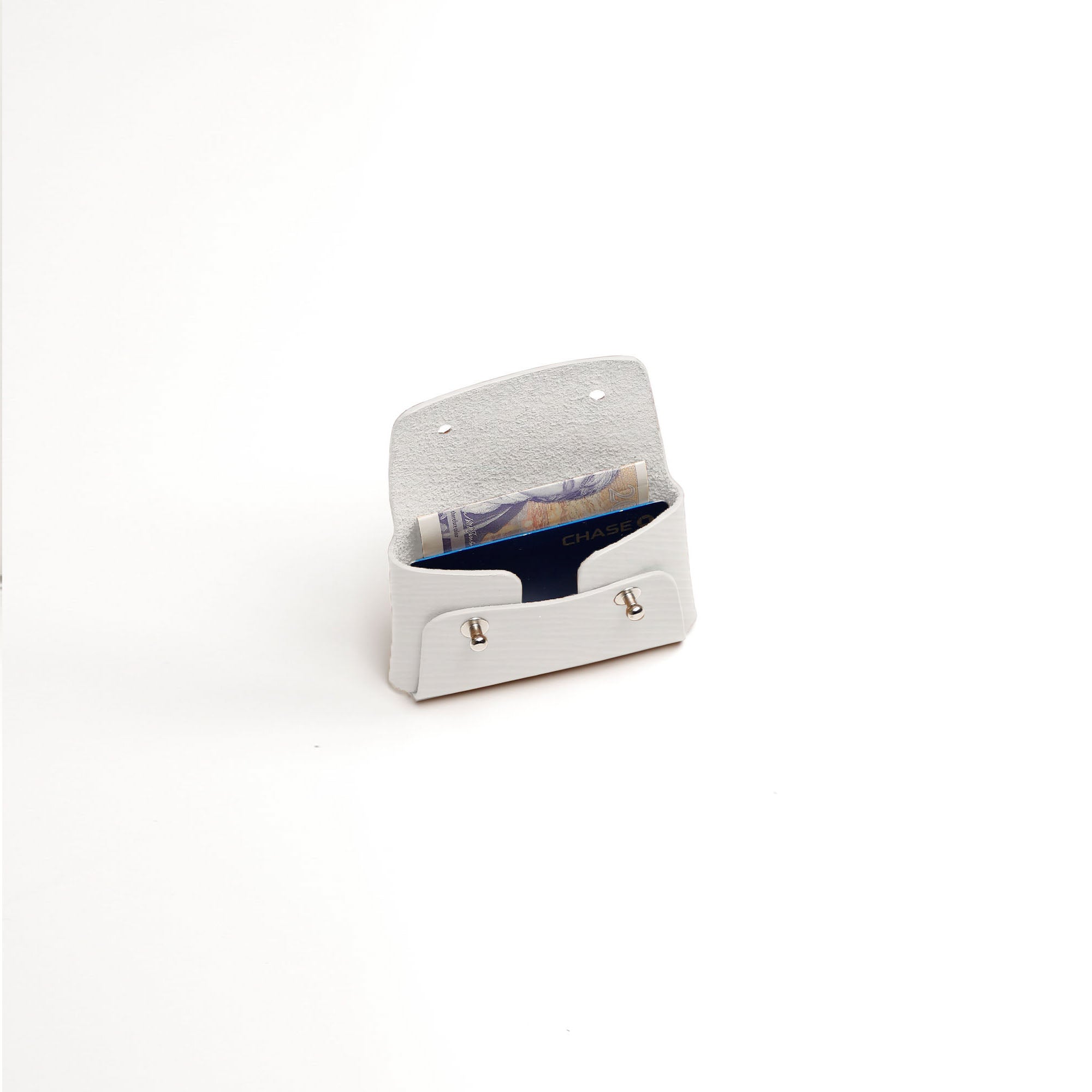 Wavy Kuai Small Pouch | White