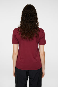 Women | Alpha T-Shirt | Cabernet