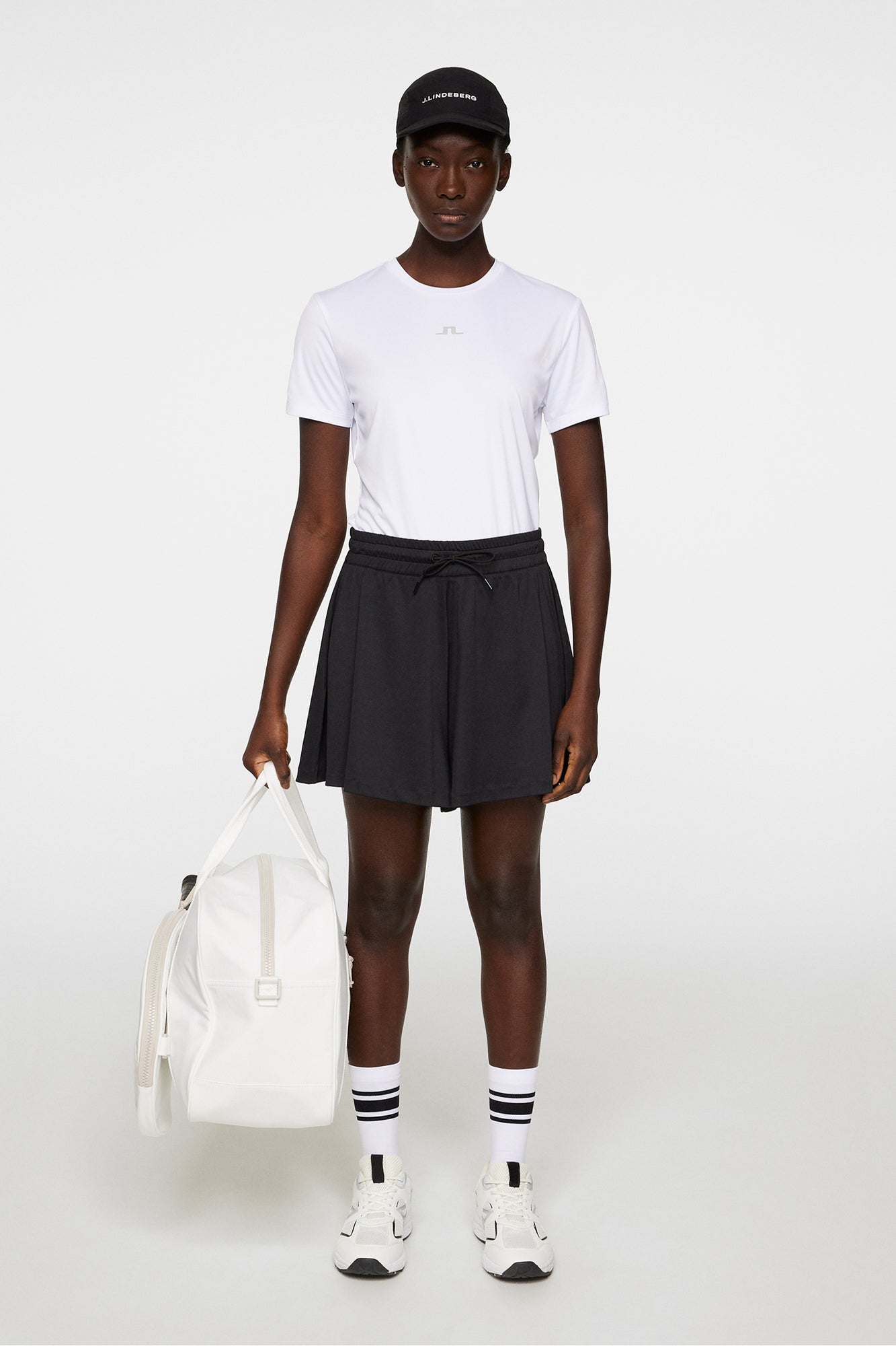 Women | Billie Wide Jersey Shorts | Black