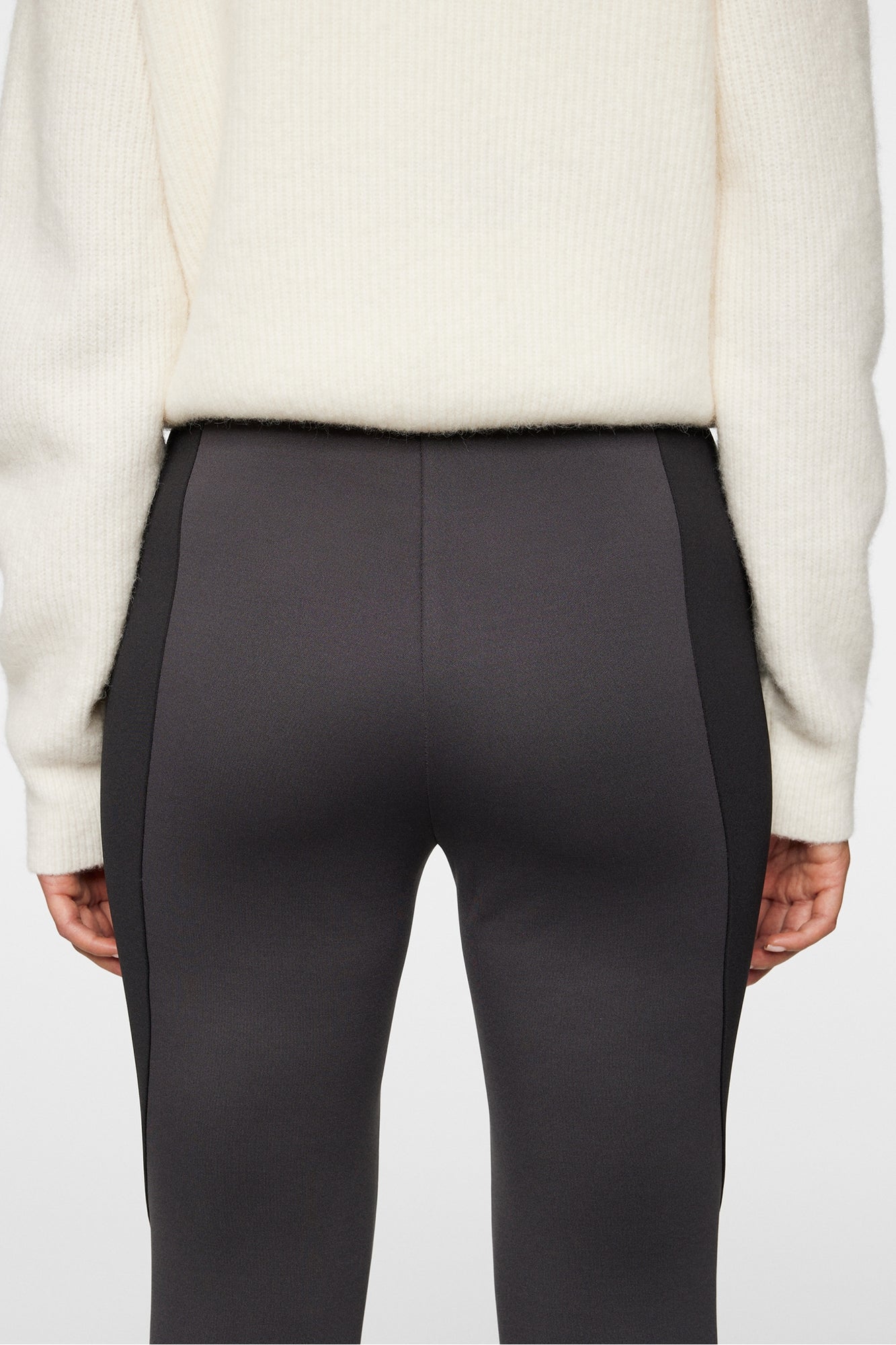 Women | Elana Mid Pant | Asphalt