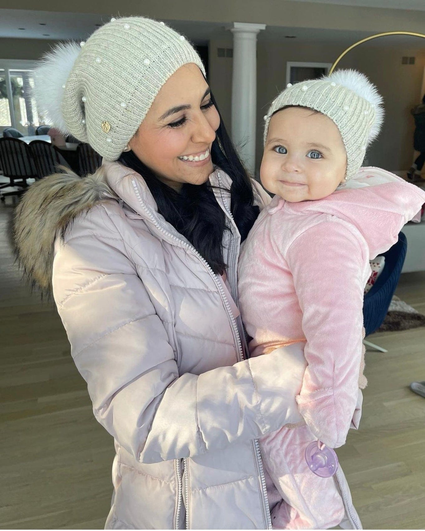 Women | Pearl Angora Adult Hat | Gray
