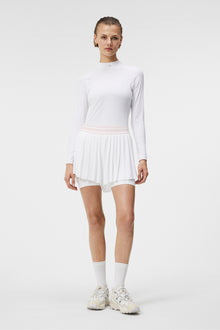 Women | Selah Pleated Shorts | White