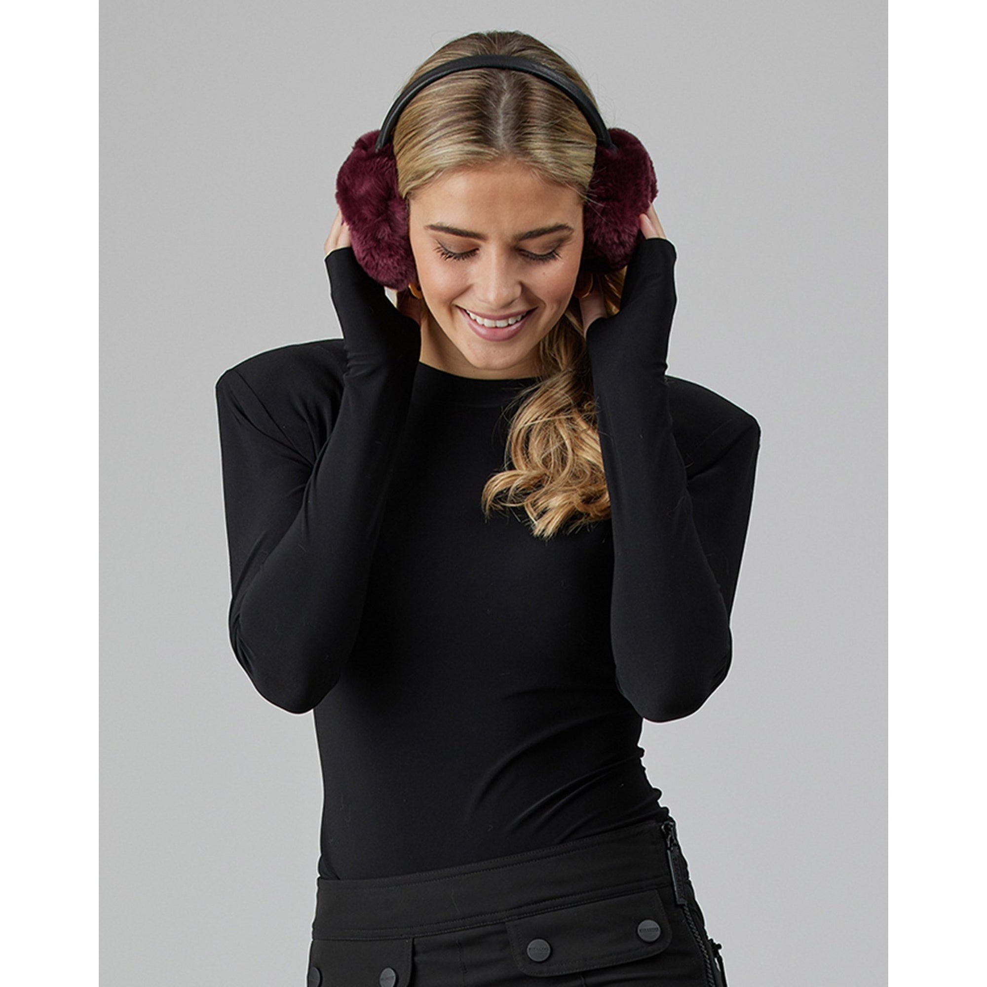 Women | Select Shearling Lamb Earmuffs | Burgundy