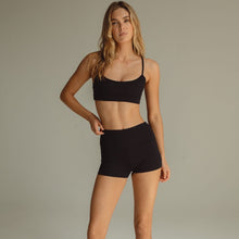 Simple Sport Top | Black Rib