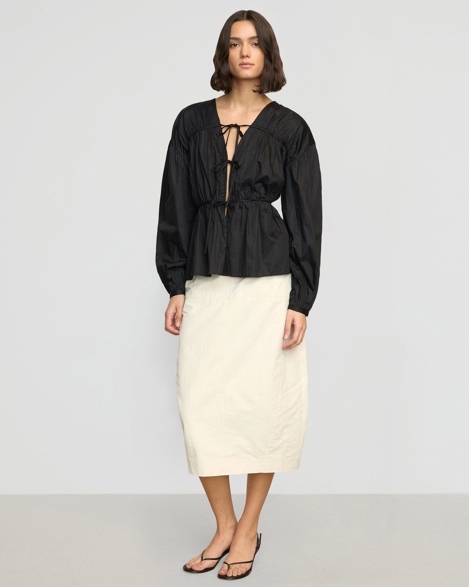Olivia | Jarmaine Back-Slit Barrel Skirt in Size Small