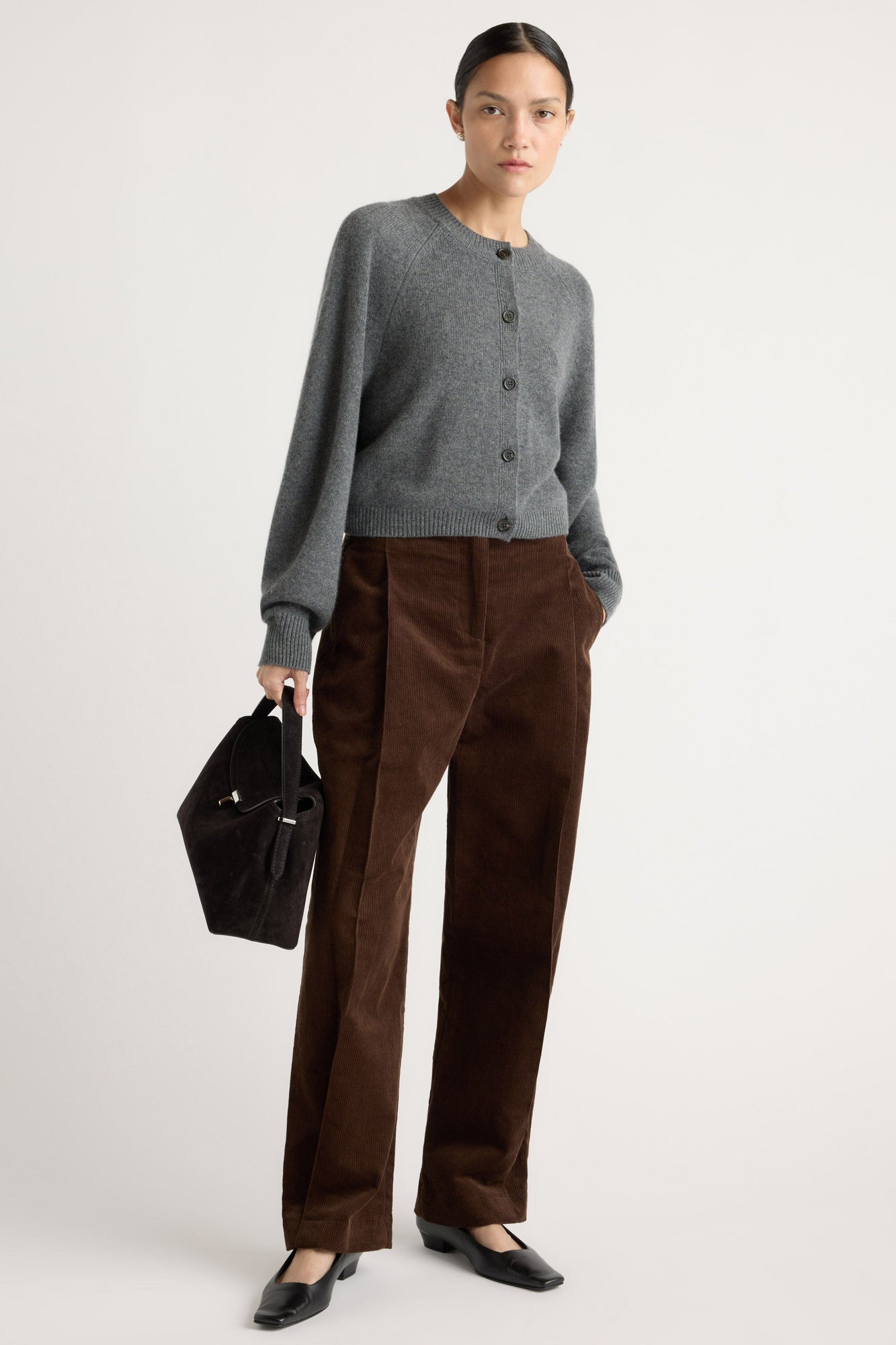 Kiri Cashmere Button Sweater | Charcoal