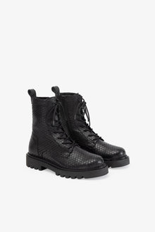 Lawrence Boots | Black