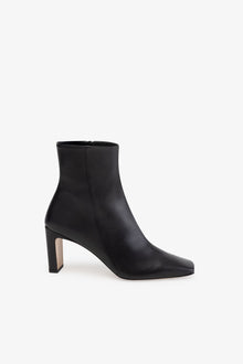 Dorset Narrow Heel Boots | Black