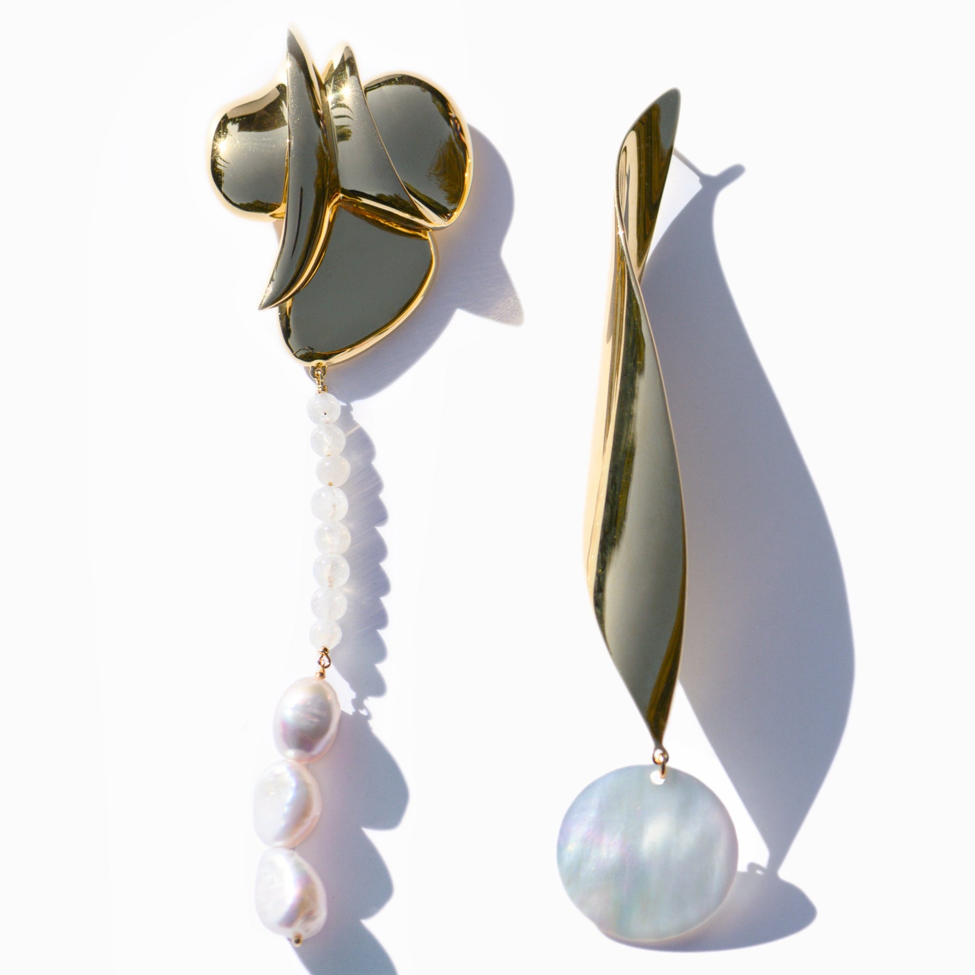Majorelle Earrings | 18K Gold Plated | Mother of Pearl/Pink Freshwater Pearls/Moonstone