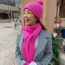 Unisex | Davos Scarf | Fuchsia