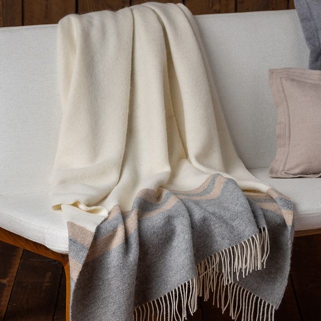 Canyon Throw | Ivory / Light Grey / Beige
