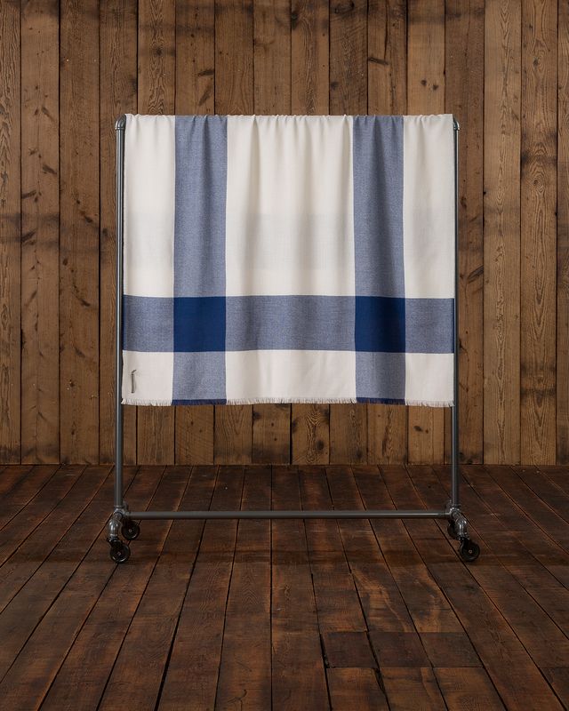 Mykonos Throw | White / Admirals Blue