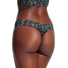 Signature Lace Low Rise Thong | Extra Spice