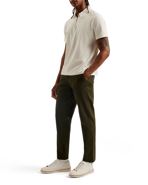 Men | Regular Fit Textured Chin | Green Red