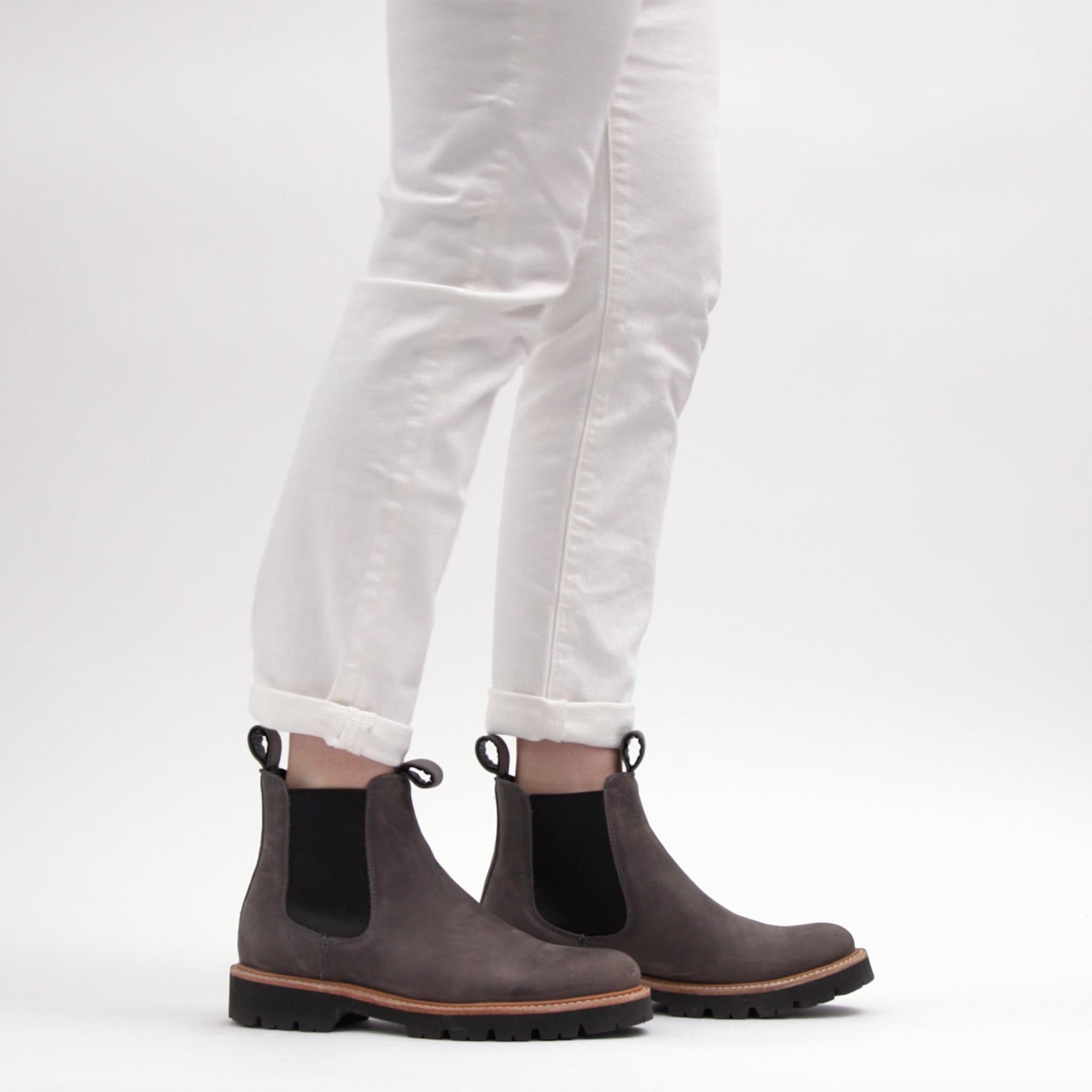 Womens | Go-To Lug Chelsea Boot | Grey