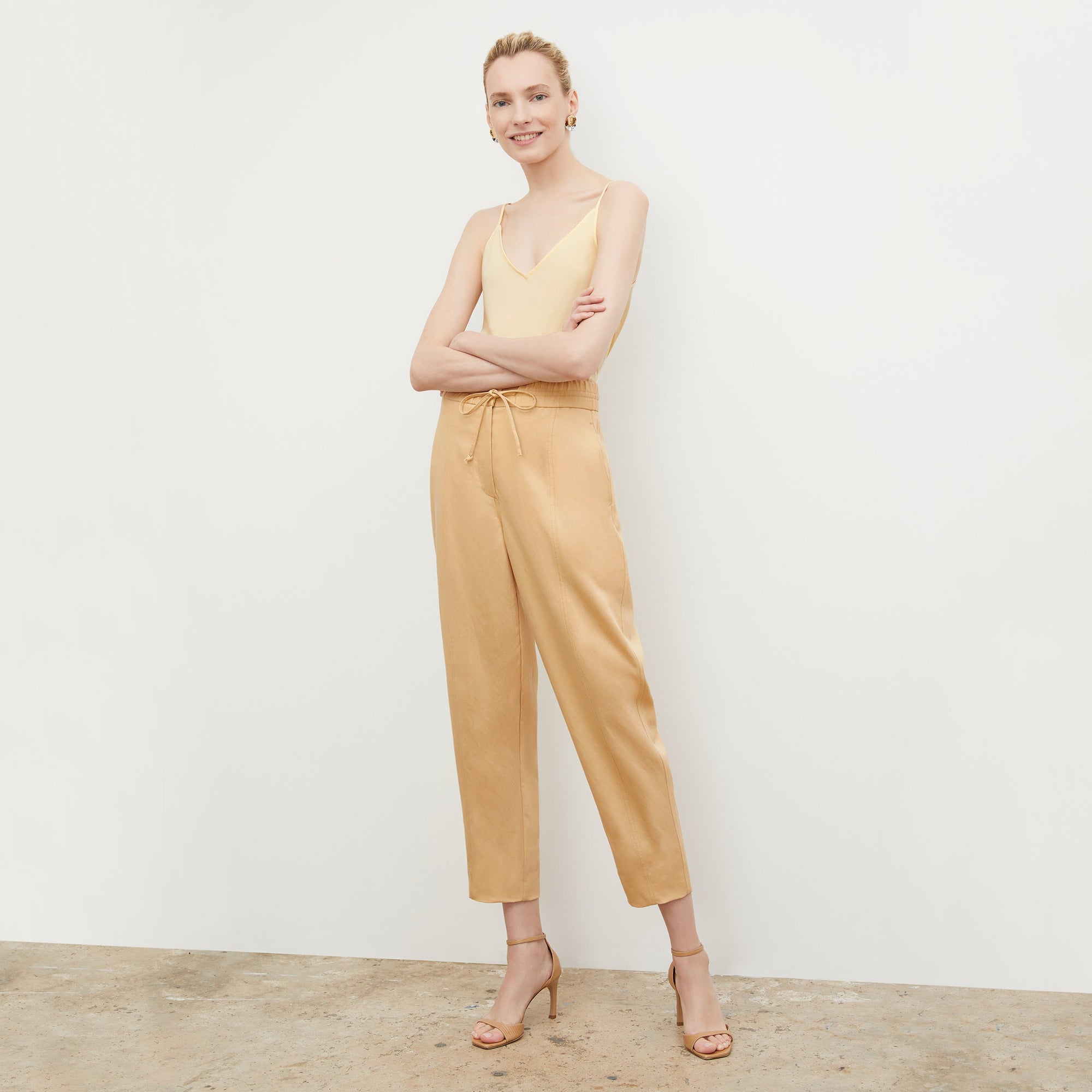 Front image of a woman wearing the Shane Pant - Everyday Twill in Butter | Lead